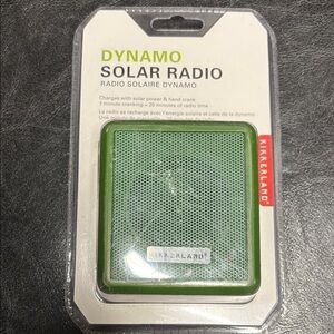 Kikkerland Green Solar Dynamo Radio